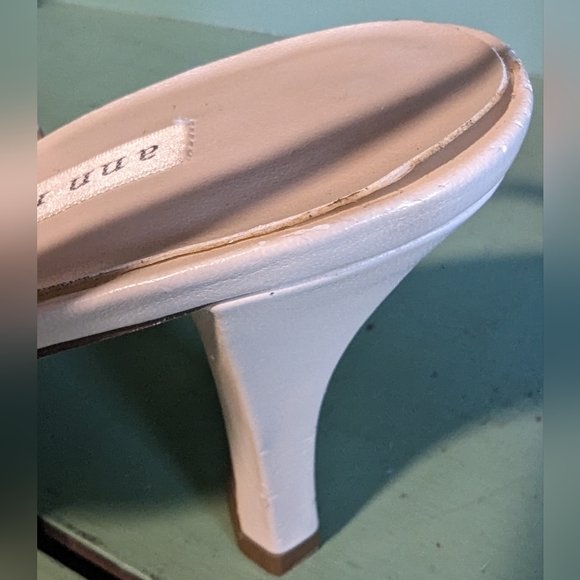 Ann Marino Heels, Sandals, Leather, Cream, Size 8.5M - Picture 8 of 8